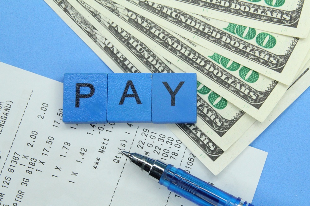 structure payments with a clothing manufacturer